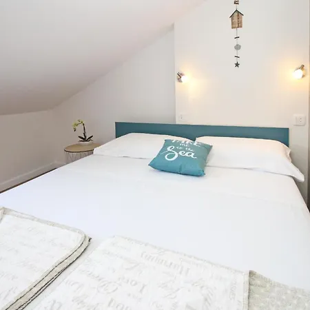 Lägenhet In Mit Eigenem Balkon - B59513