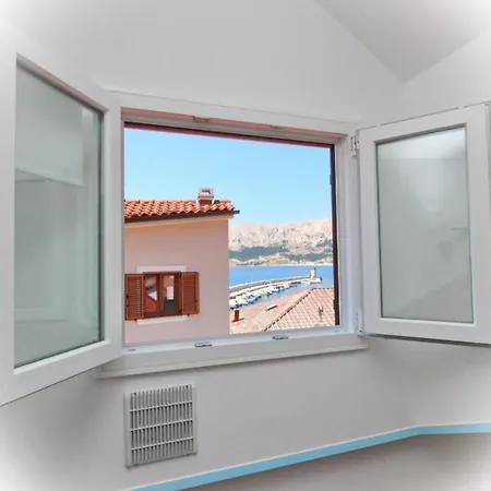 Apartment In Mit Eigenem Balkon - B59513 Baska (Krk)