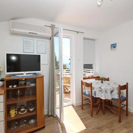 In Mit Eigenem Balkon - B59513 * Baška