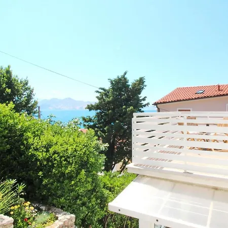 In Mit Eigenem Balkon - B59513 * Baska (Krk)